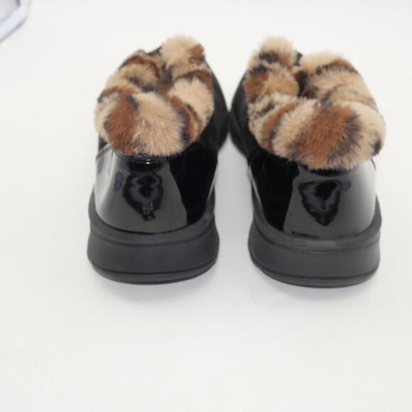 NEW BZees Golden Fur Trim Slip On Shooties Booties Black Leopard Women's 8.5 - Picture 6 of 13